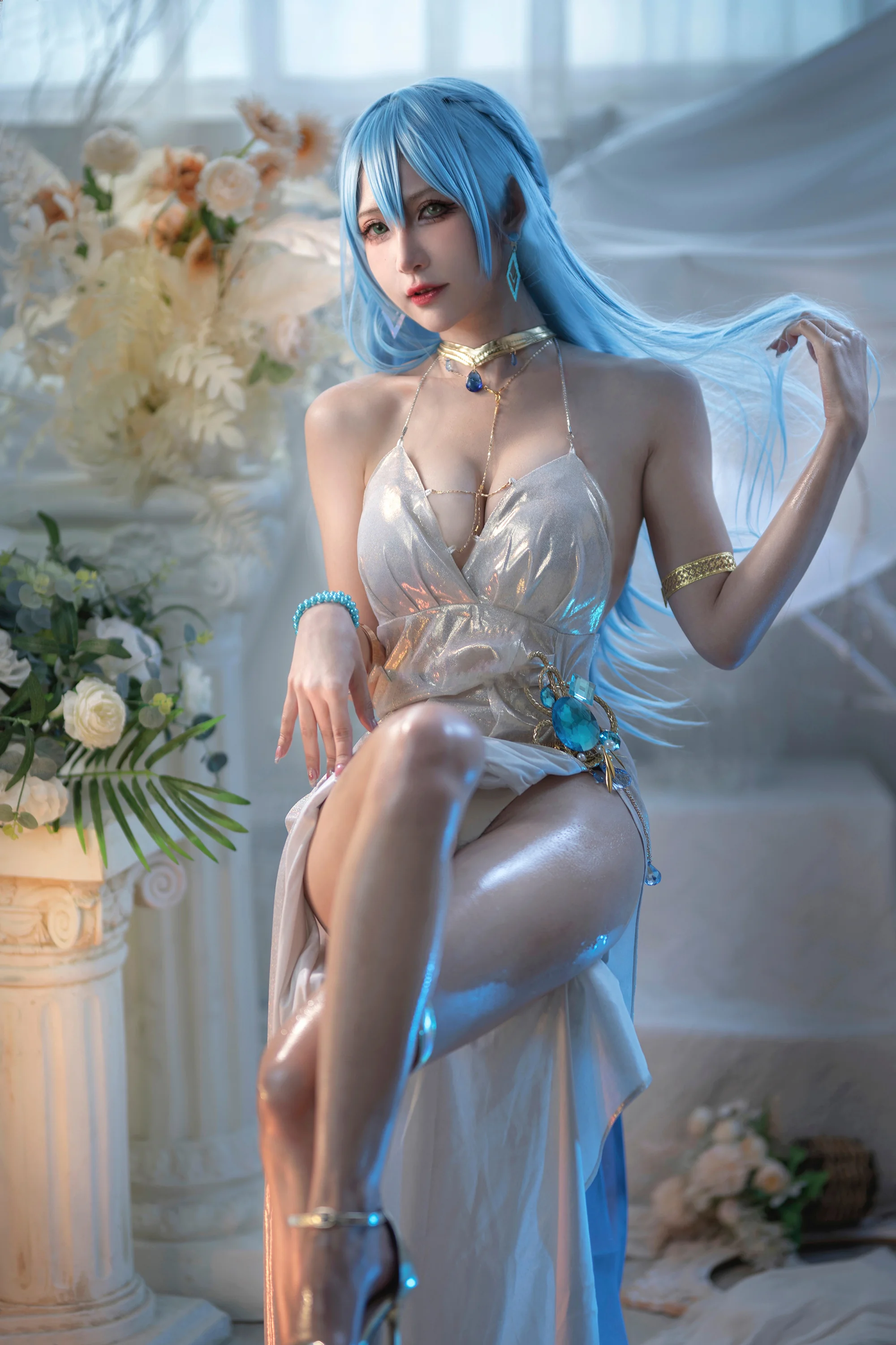 《nikke:胜利女神》海伦礼服COS写真