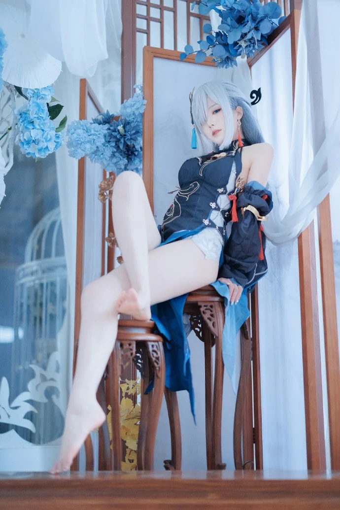 申鹤 海灯节『冷花幽露』COS写真