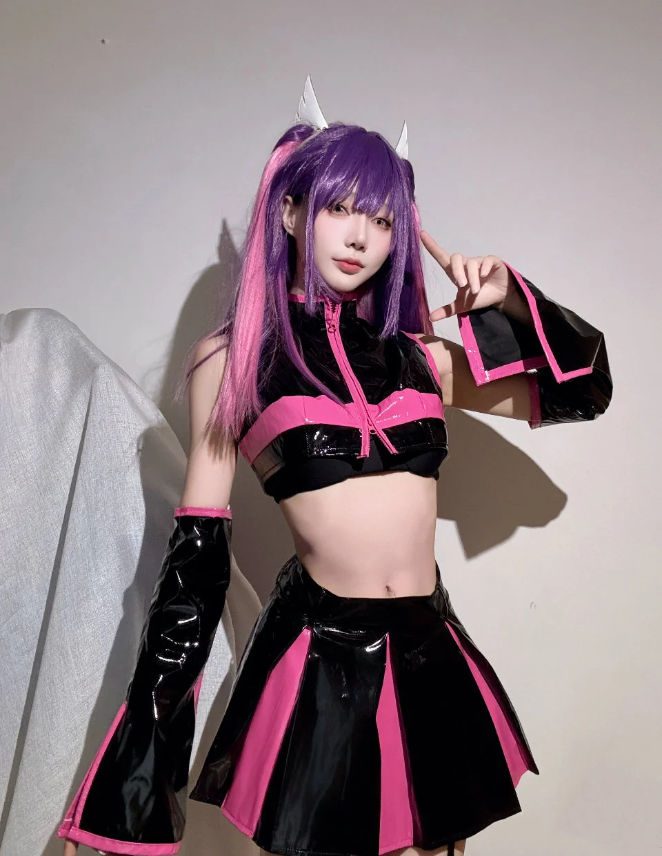 《2.5次元的诱惑》橘美花莉COS写真