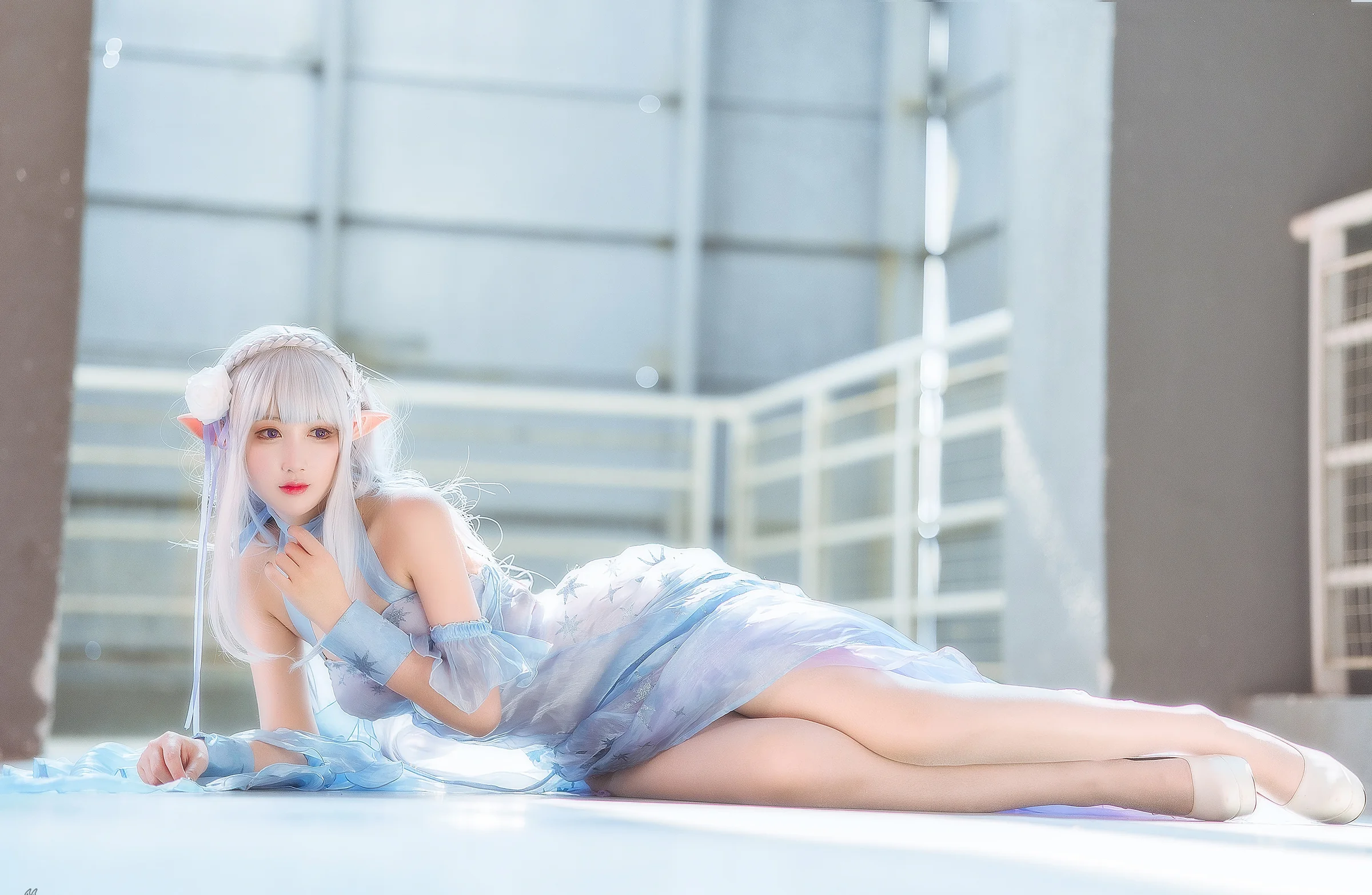 《从零开始的异世界生活》 爱蜜莉亚COS写真