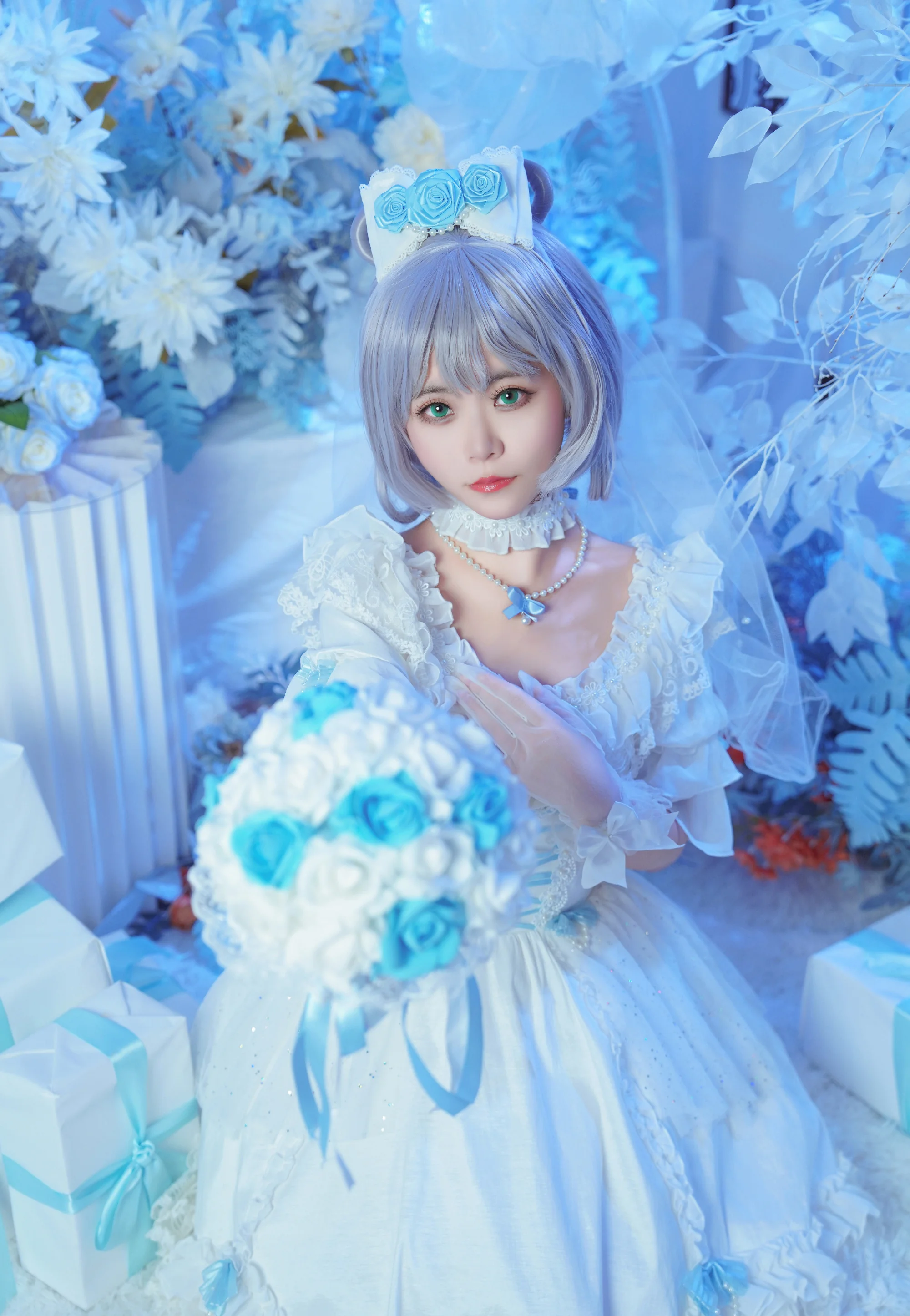 洛天依蔷薇花嫁COS写真