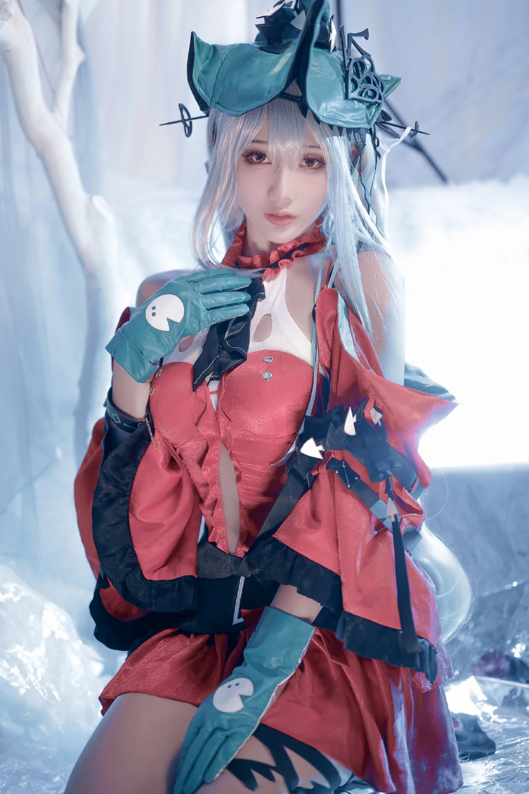 《明日方舟 》浊心斯卡蒂COS写真