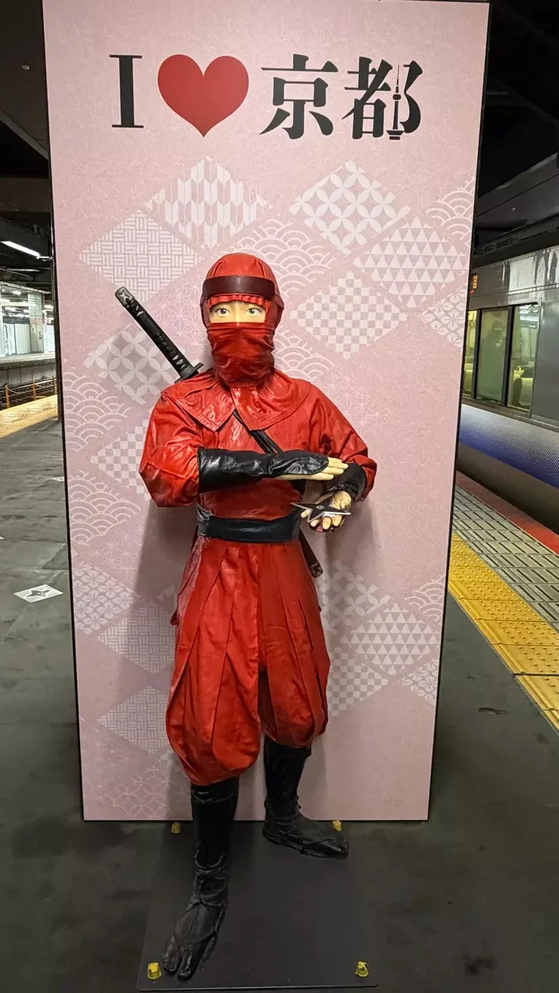 《京都車站有忍者》超有日本特色的攝影點 經常搭車的日本人也沒有發現｜高清图片集