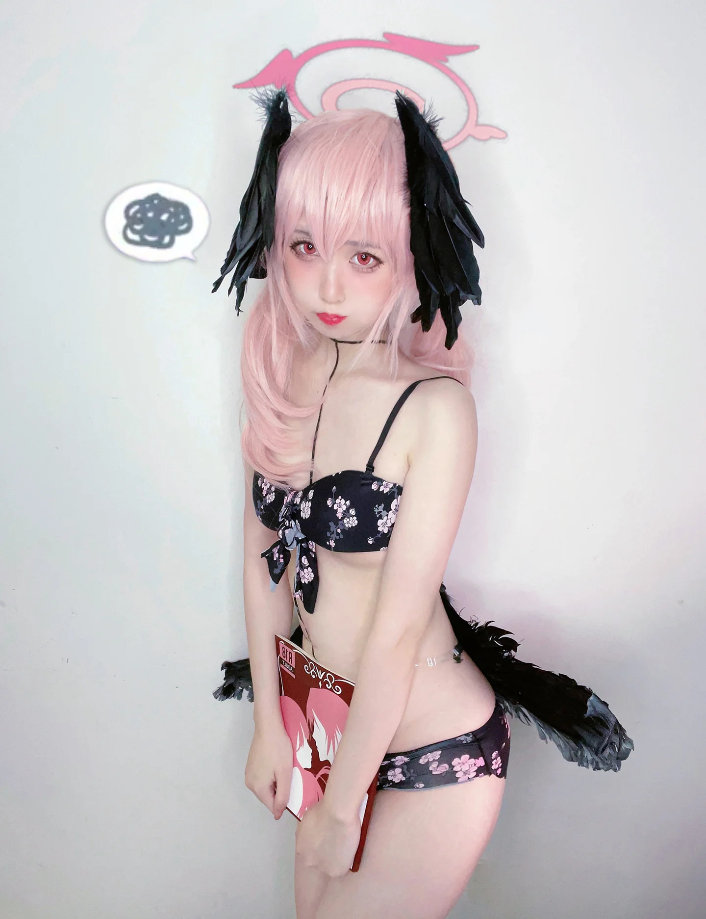《碧蓝档案 》下江小春泳装COS写真