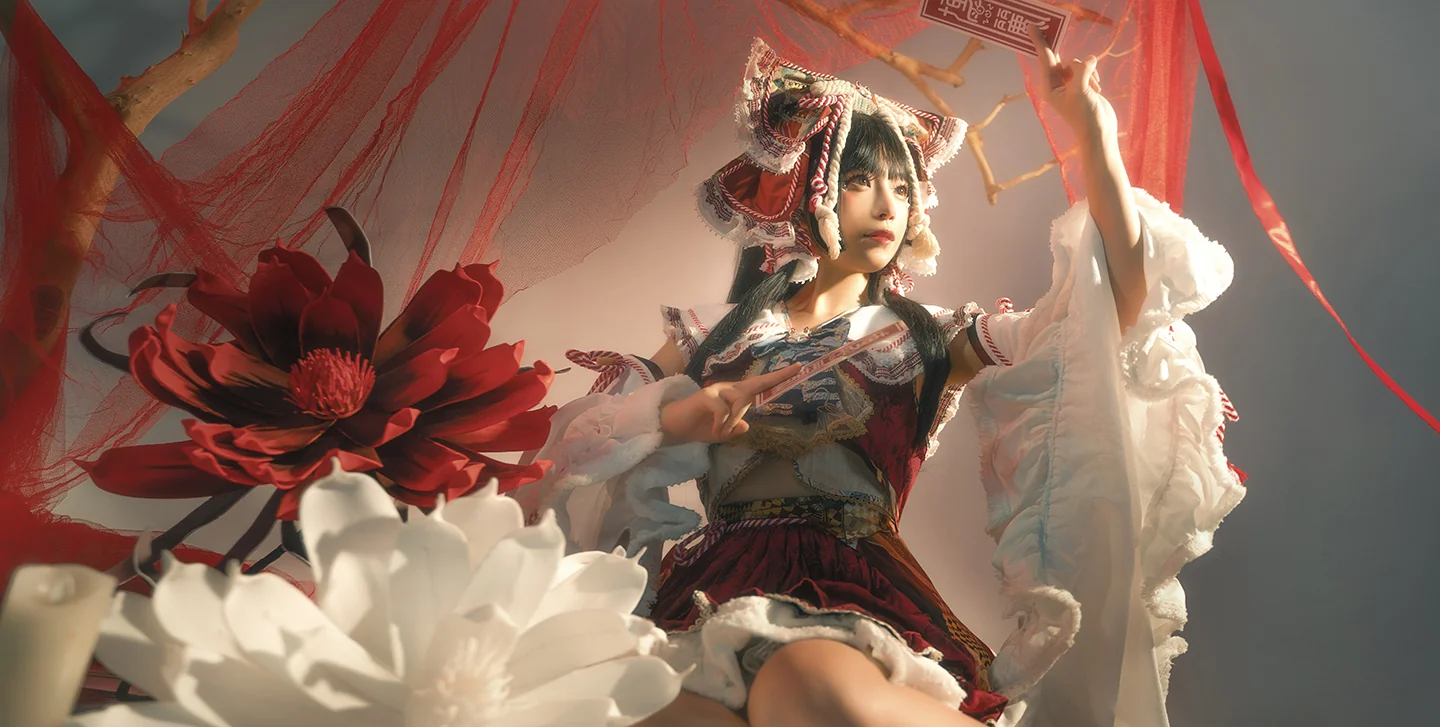 《东方Project》博丽灵梦COS写真