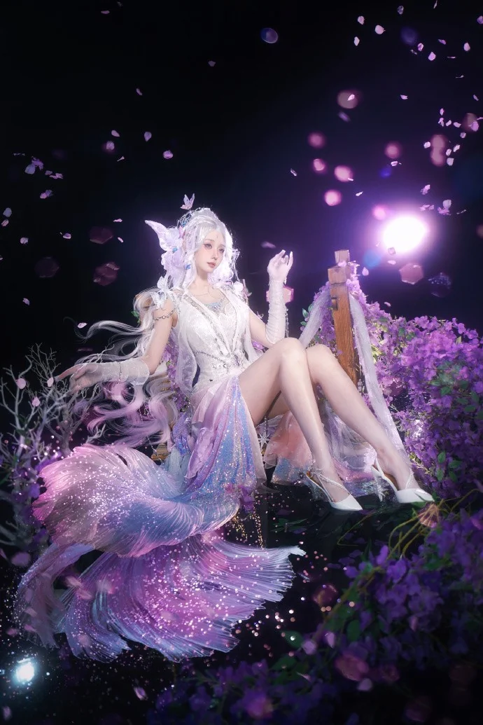 不愧是紫微星，穿上之后感觉自己熠熠生辉~~｜高清图片集