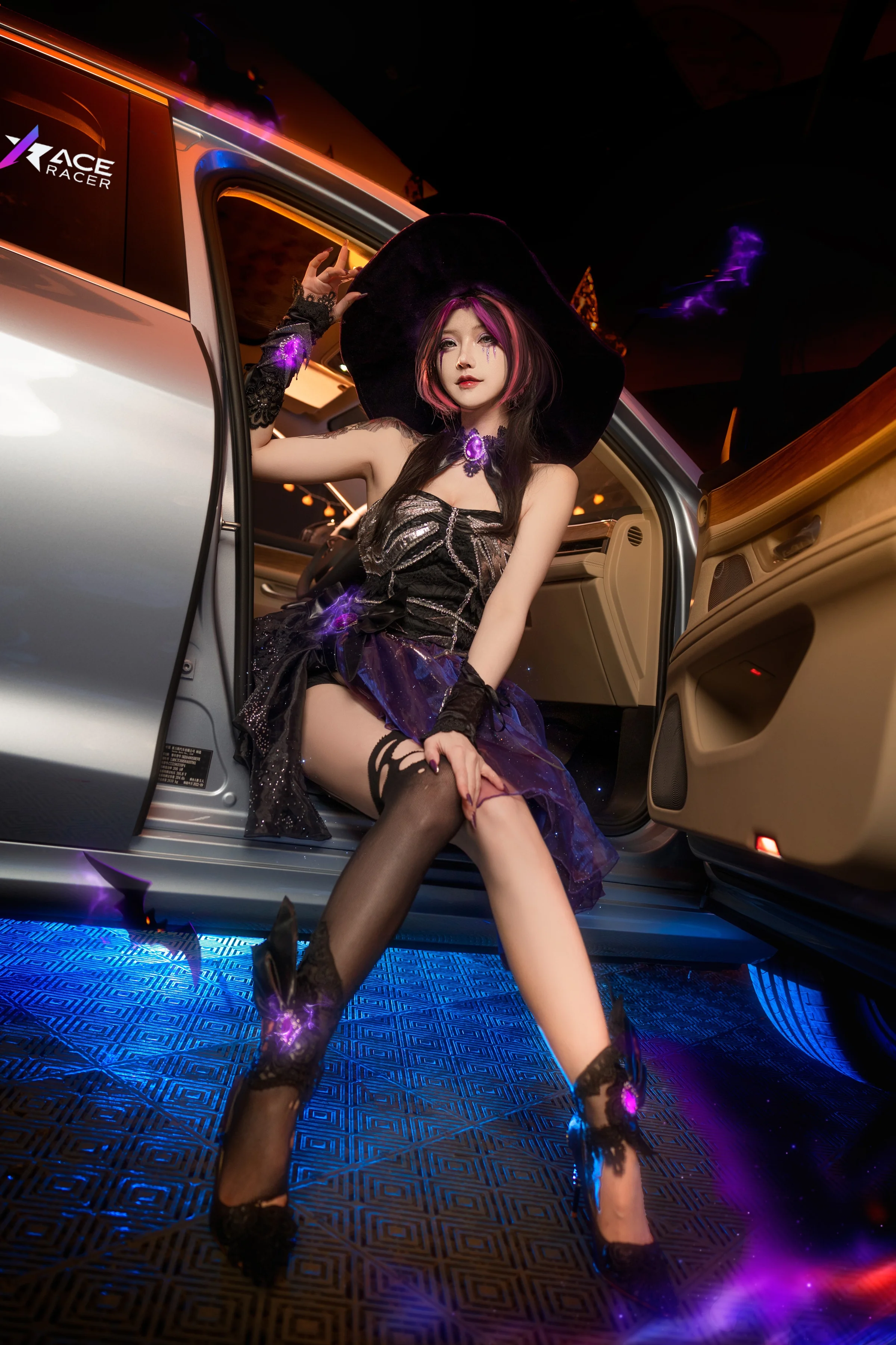 《王牌竞速》蝠翼万圣 魔女COS写真