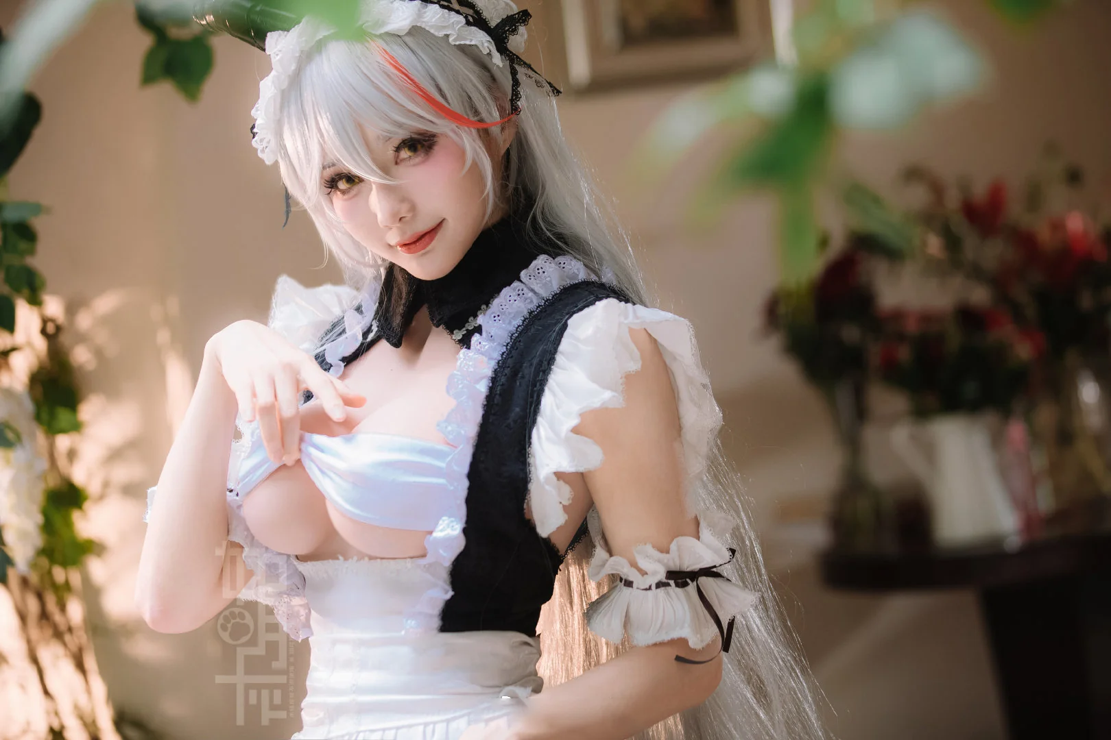 《碧蓝航线》埃吉尔 港区的龙女仆COS写真