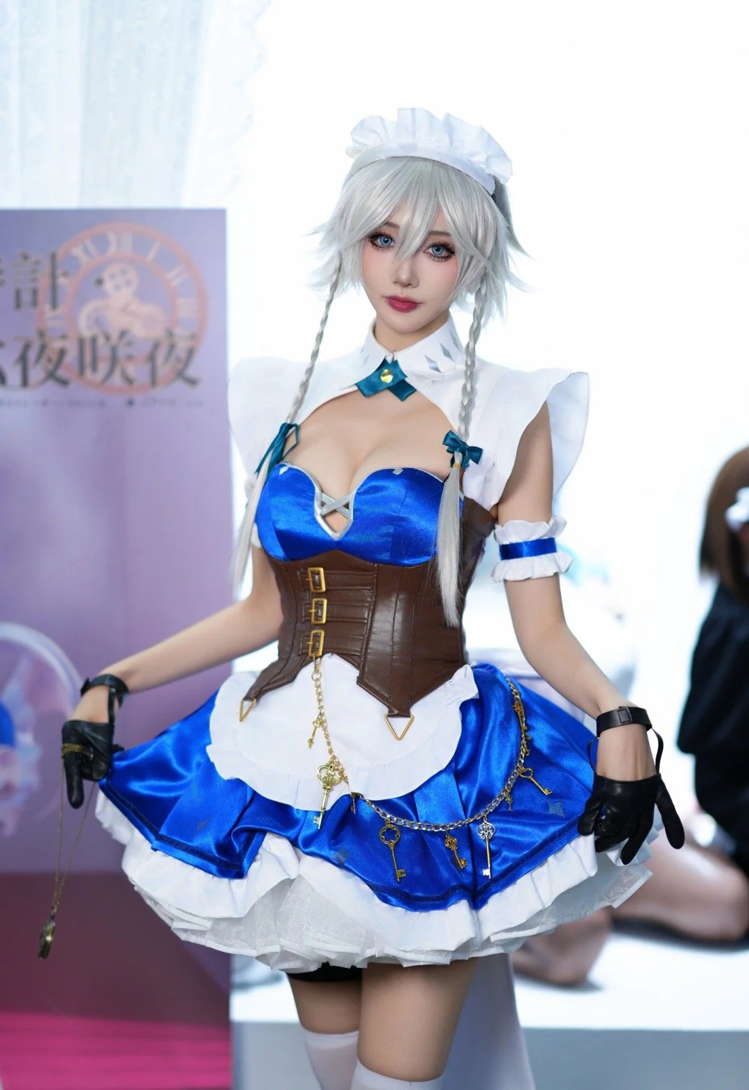 《东方Project》十六夜咲夜 潇洒的女仆长COS写真