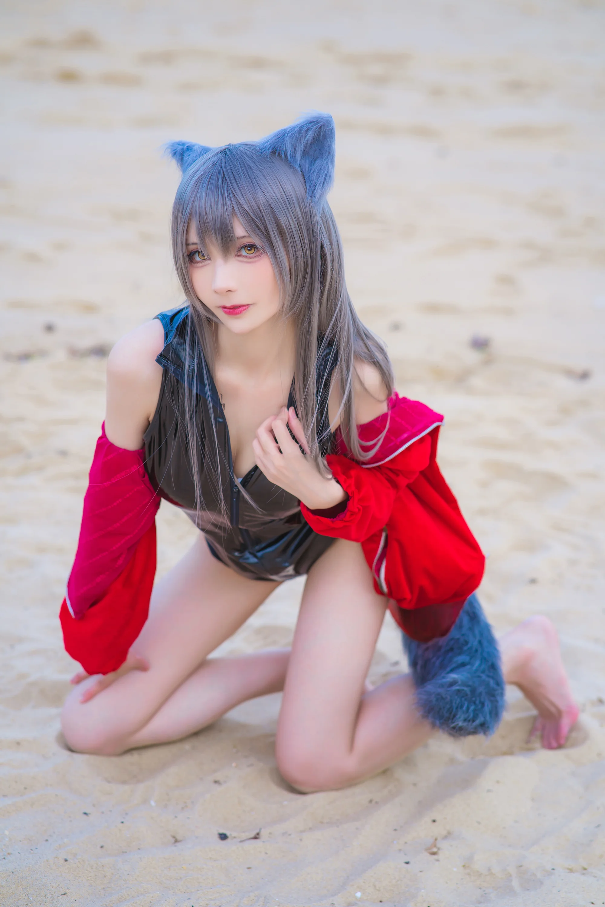 《明日方舟 》红COS写真