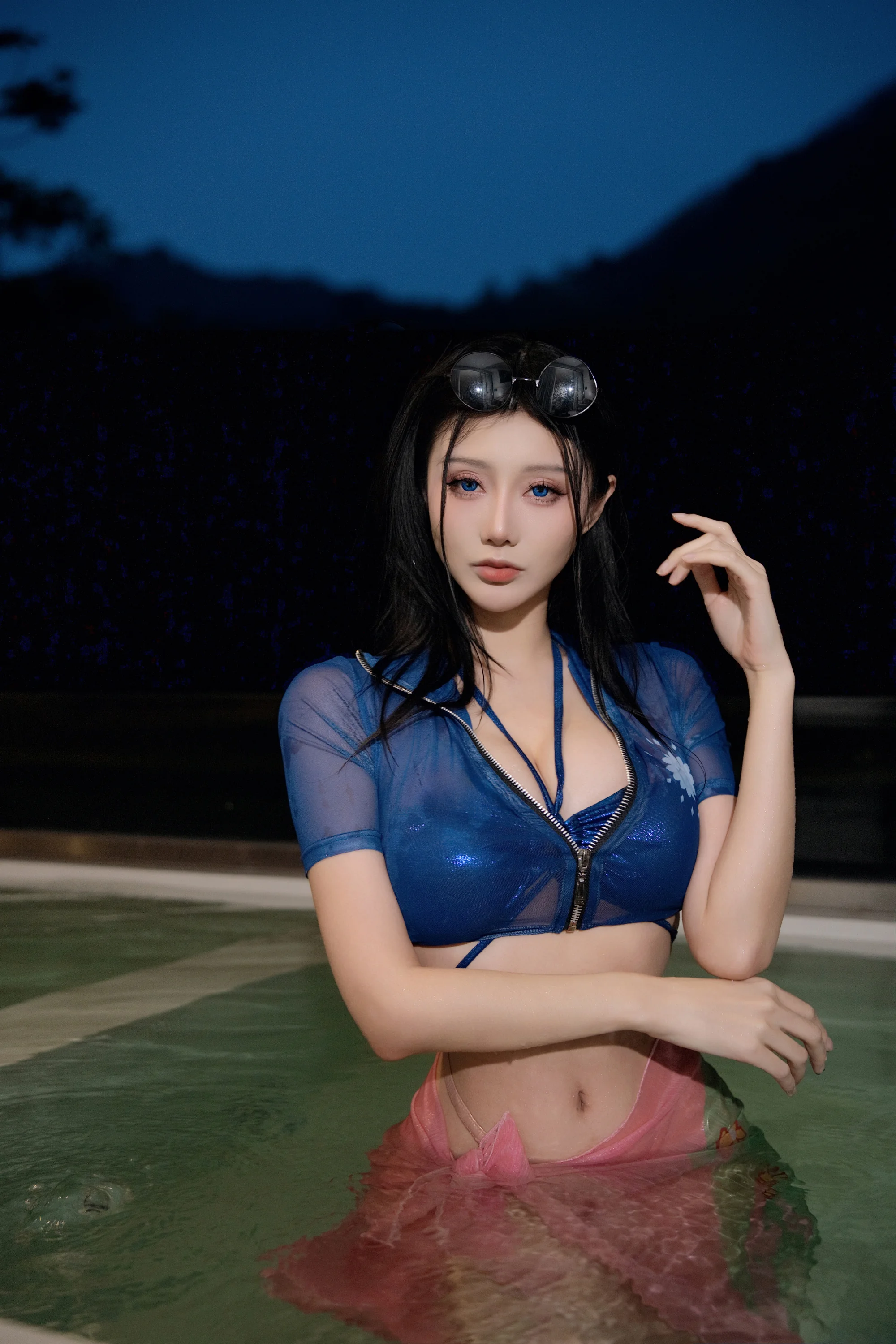 《航海王》妮可·罗宾COS写真
