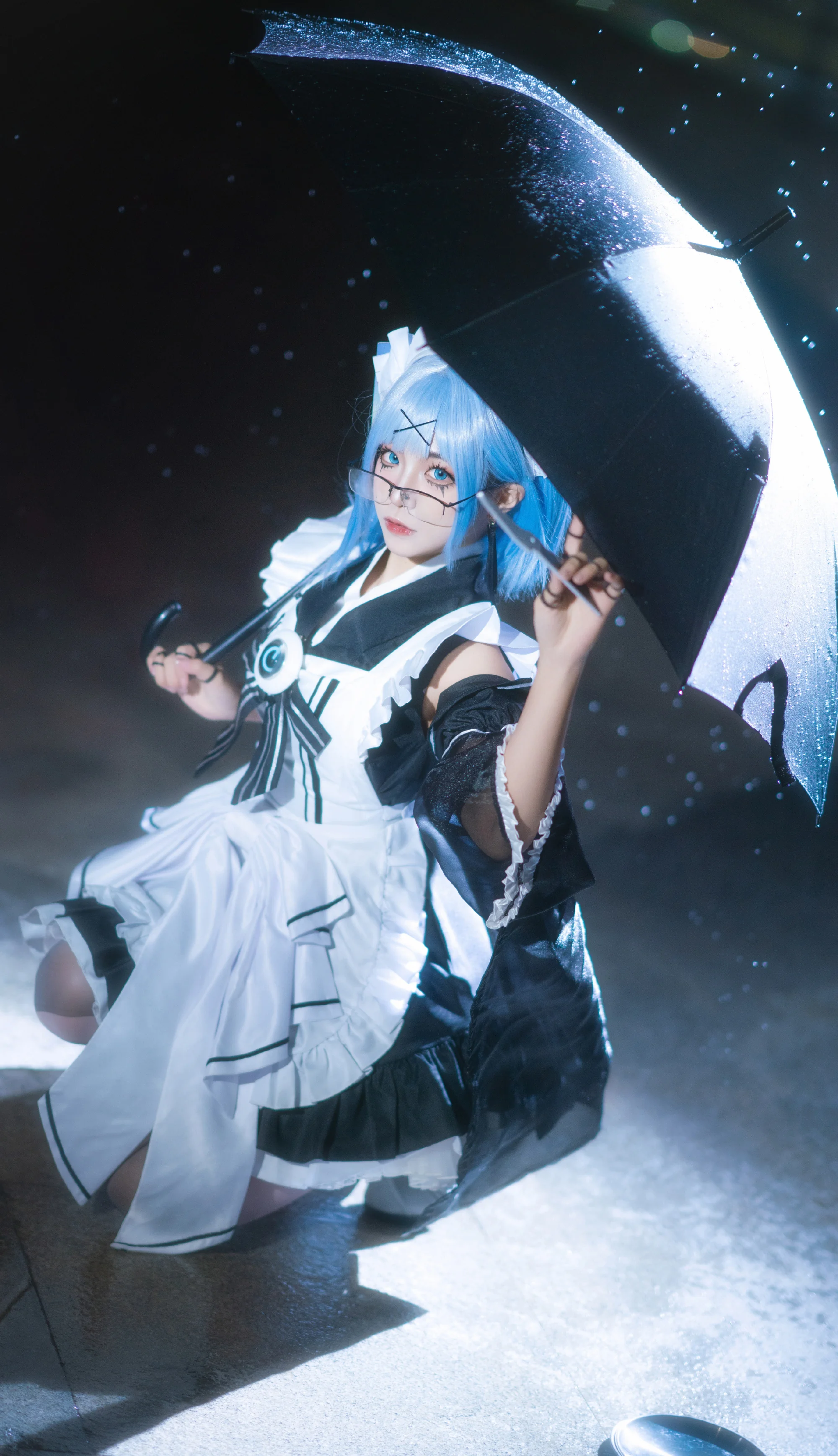 《无期迷途》雷比尼斯 女仆COS写真