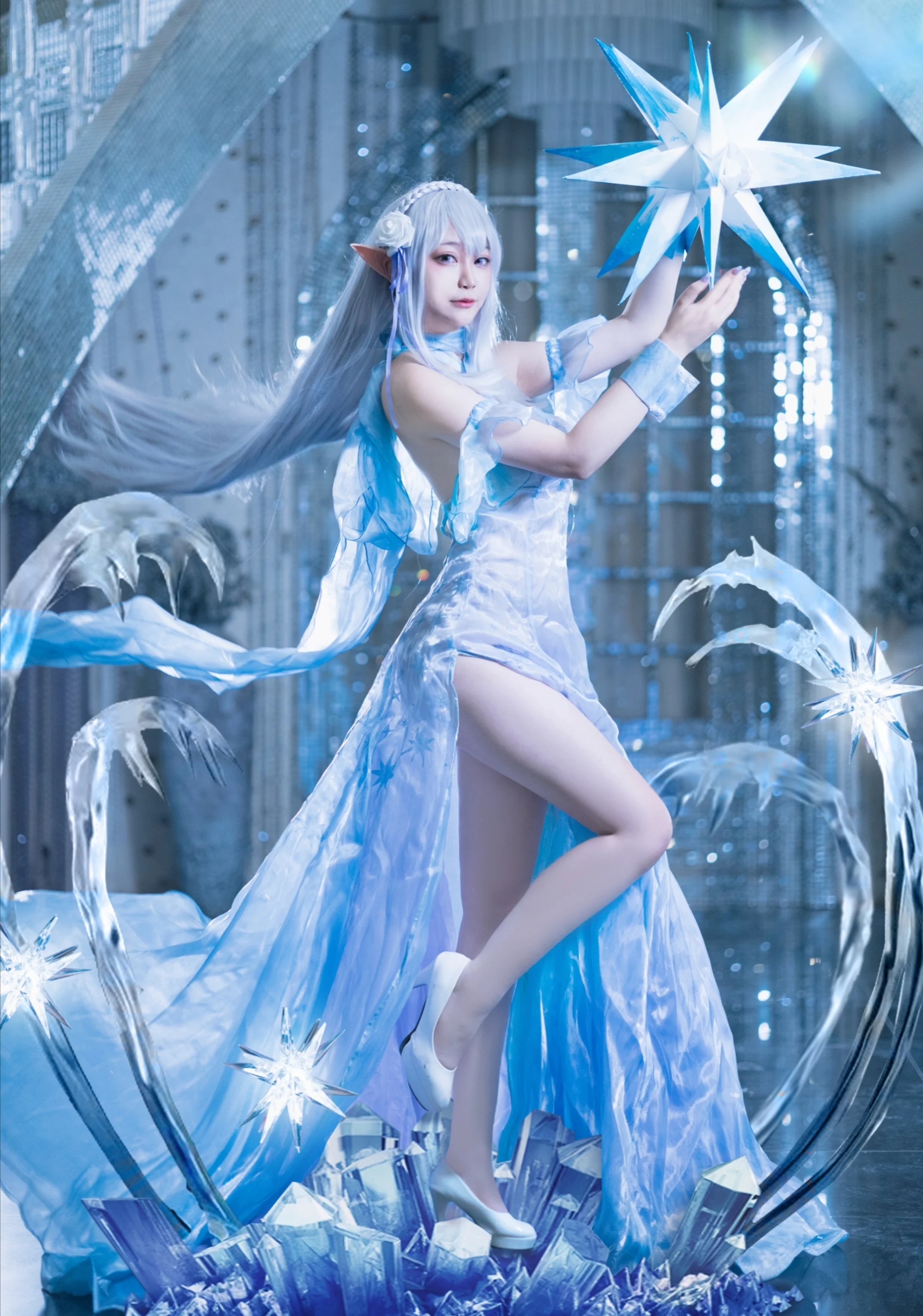 《从零开始的异世界生活》—爱蜜莉亚冰晶礼服COS写真