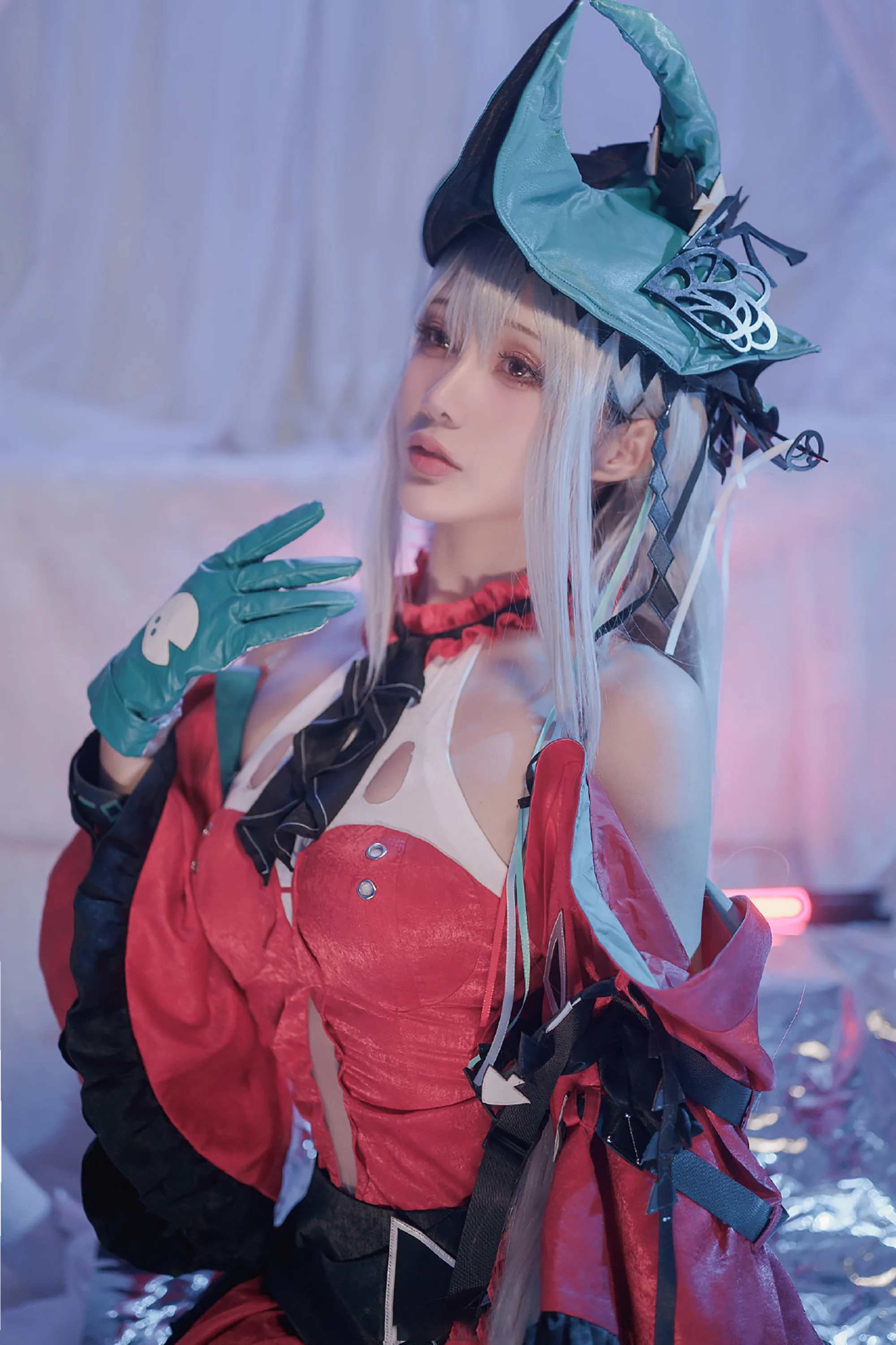 《明日方舟 》浊心斯卡蒂COS写真