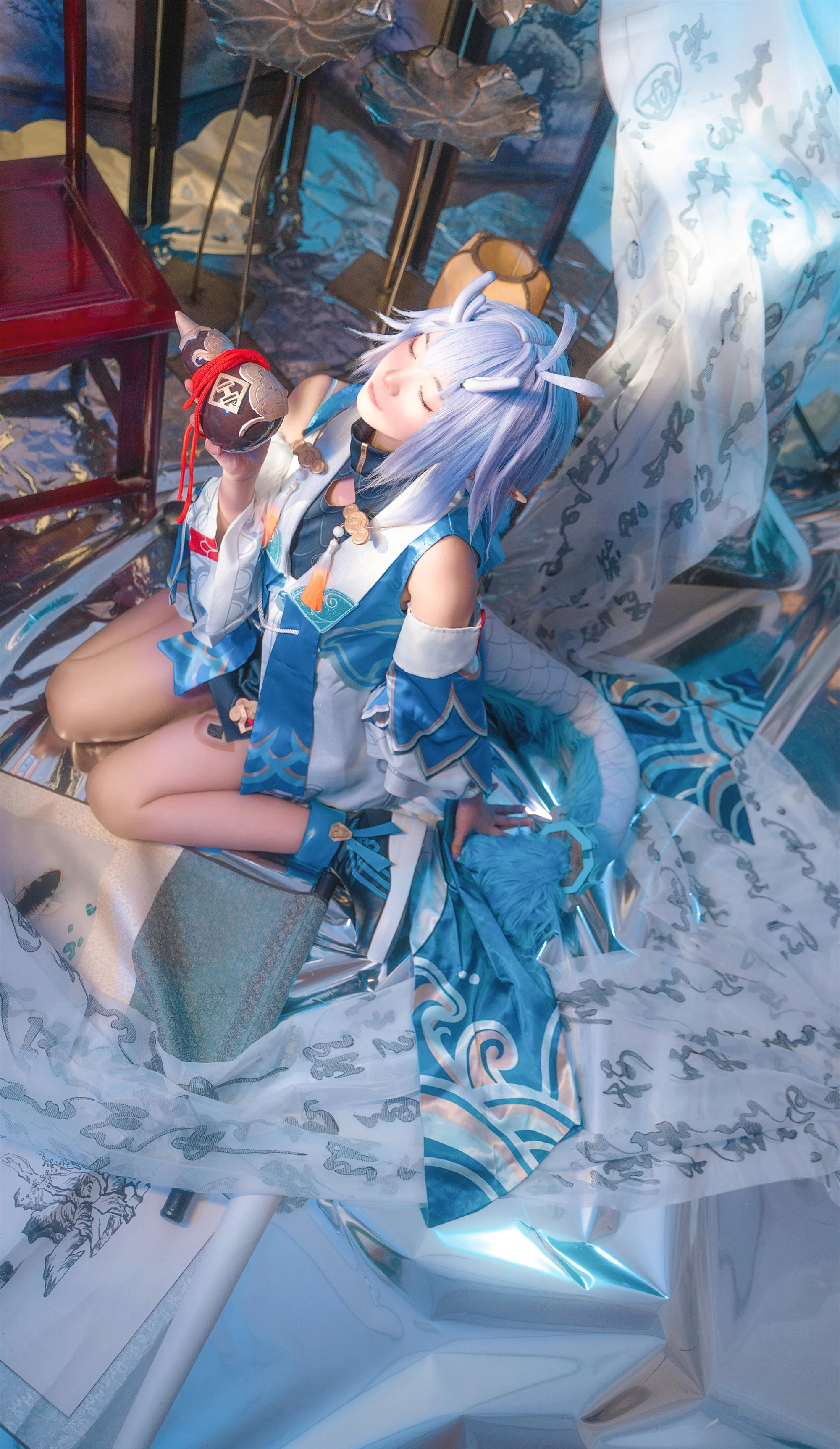 《崩坏：星穹铁道》白露COS写真