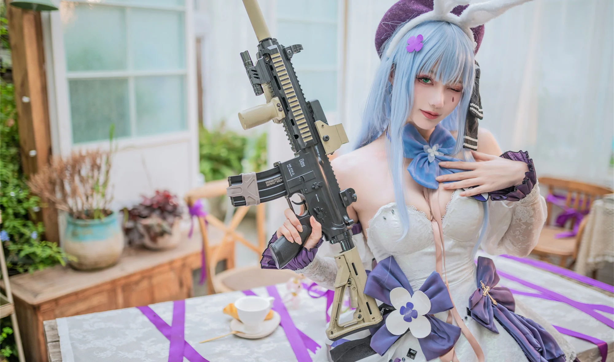 《少女前线》 千宵草味的锡纸糖COS写真