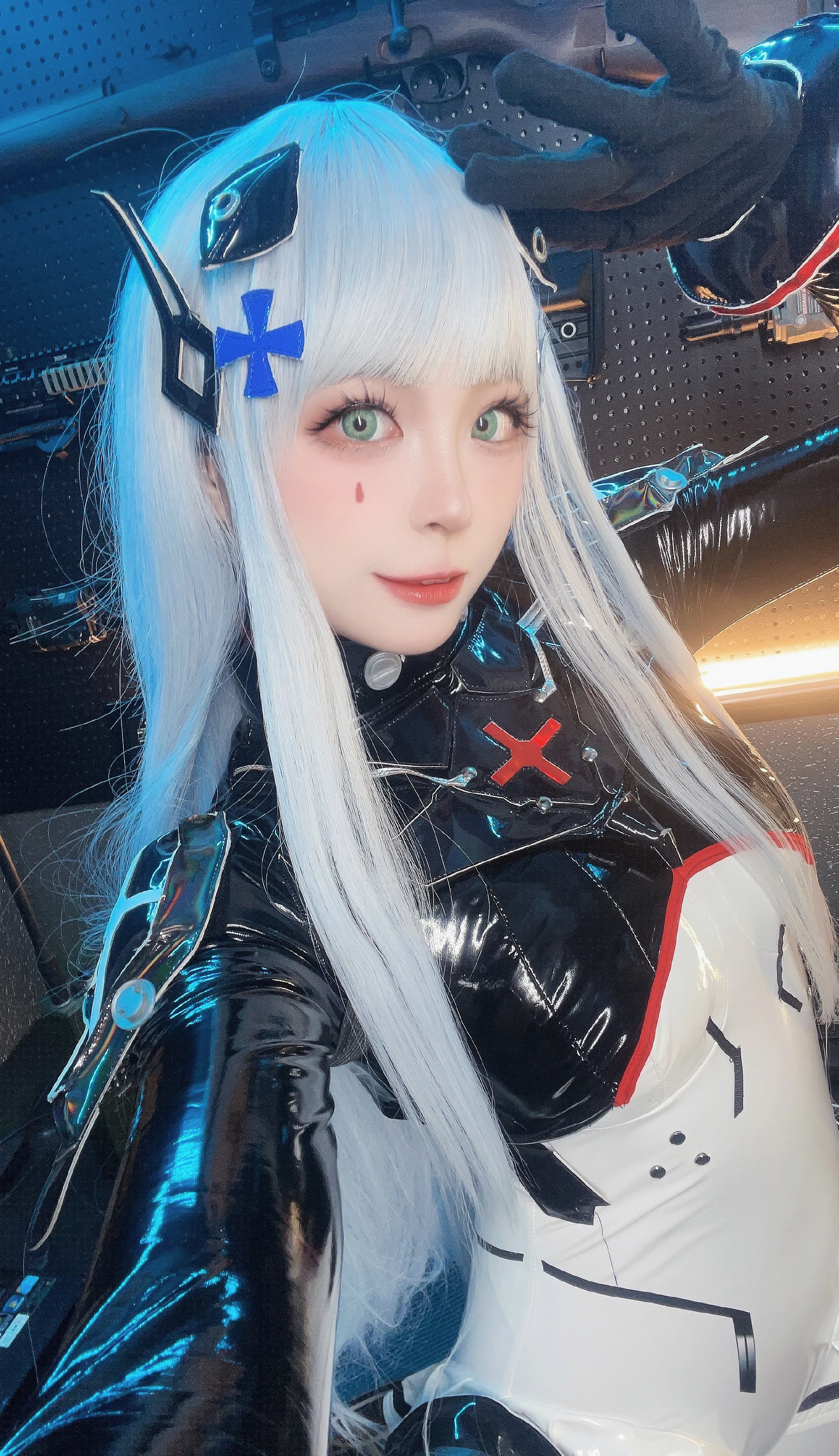 《少女前线2》HK416 - 子夜福音COS写真