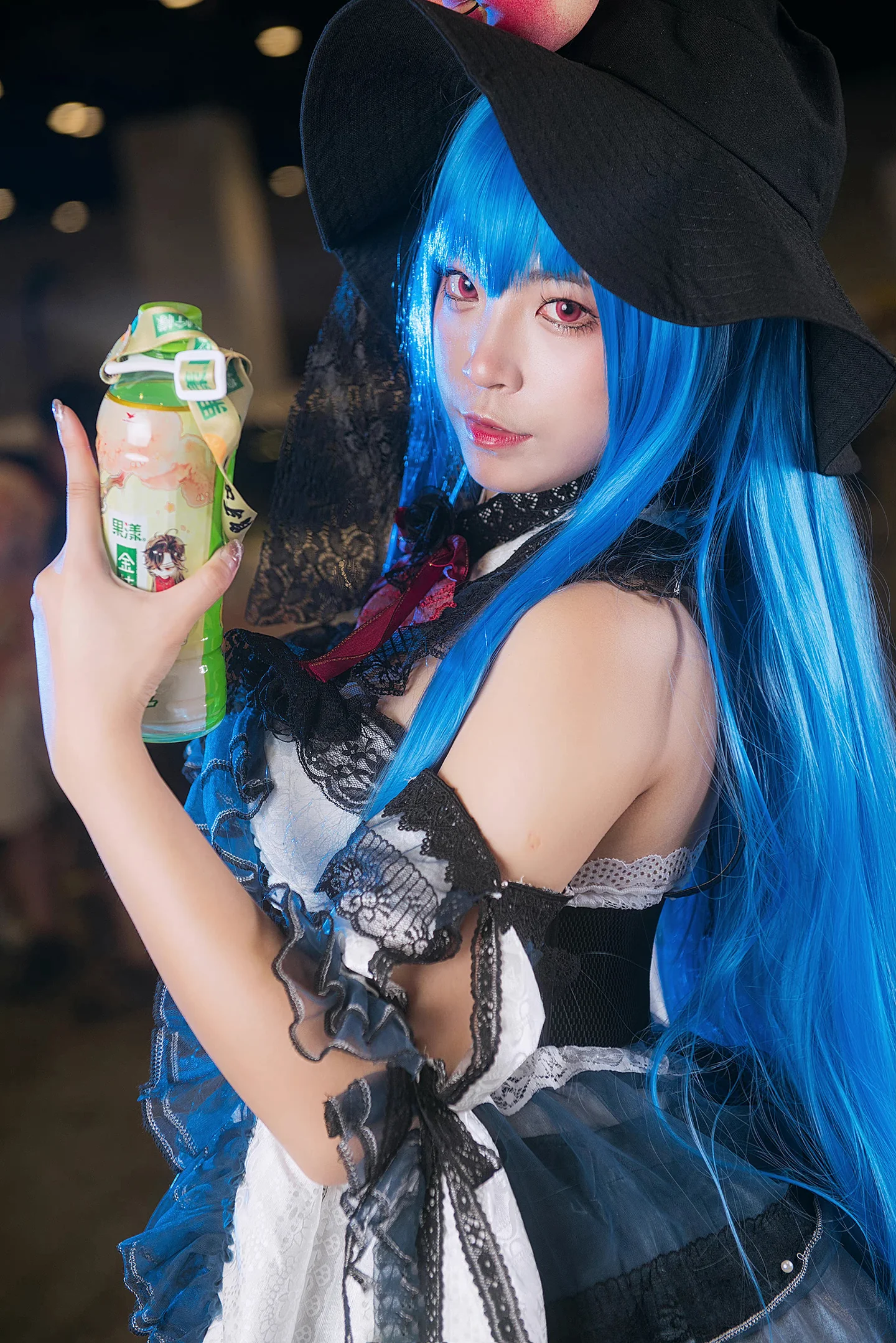 《东方Project》比那名居天子COS写真