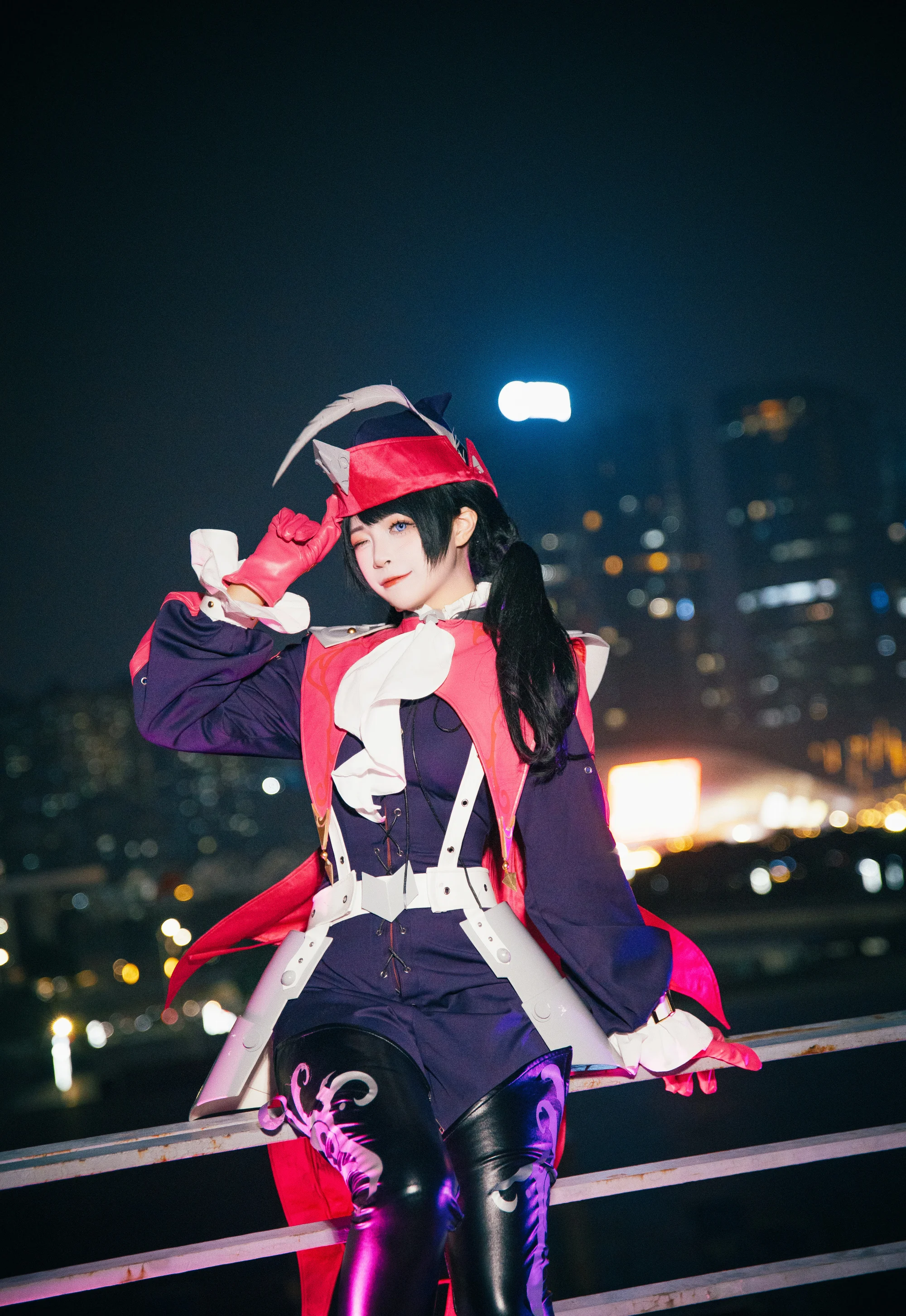 《女神异闻录:夜幕魅影》野毛朋子COS写真