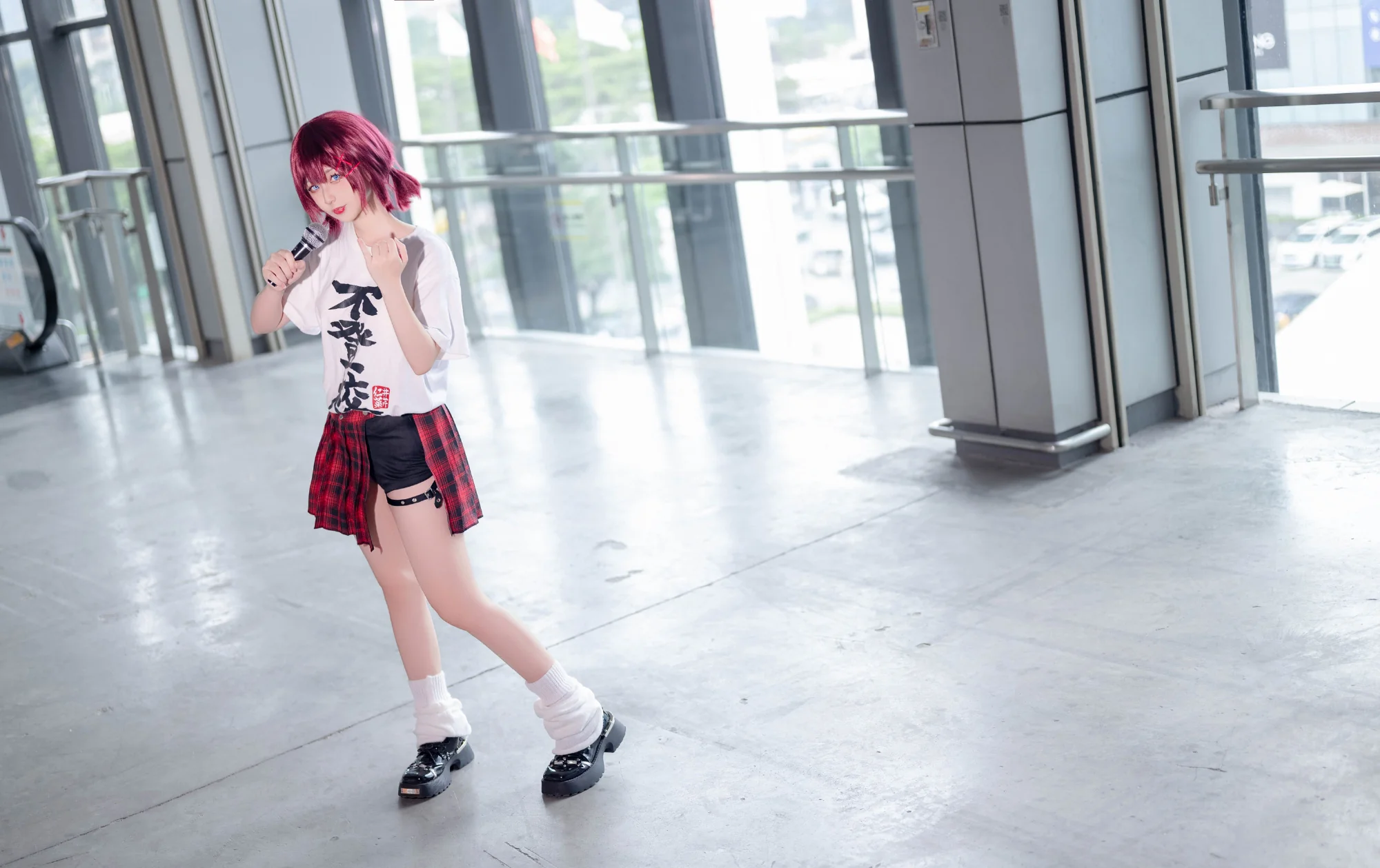 《少女乐队的呐喊》井芹仁菜COS写真
