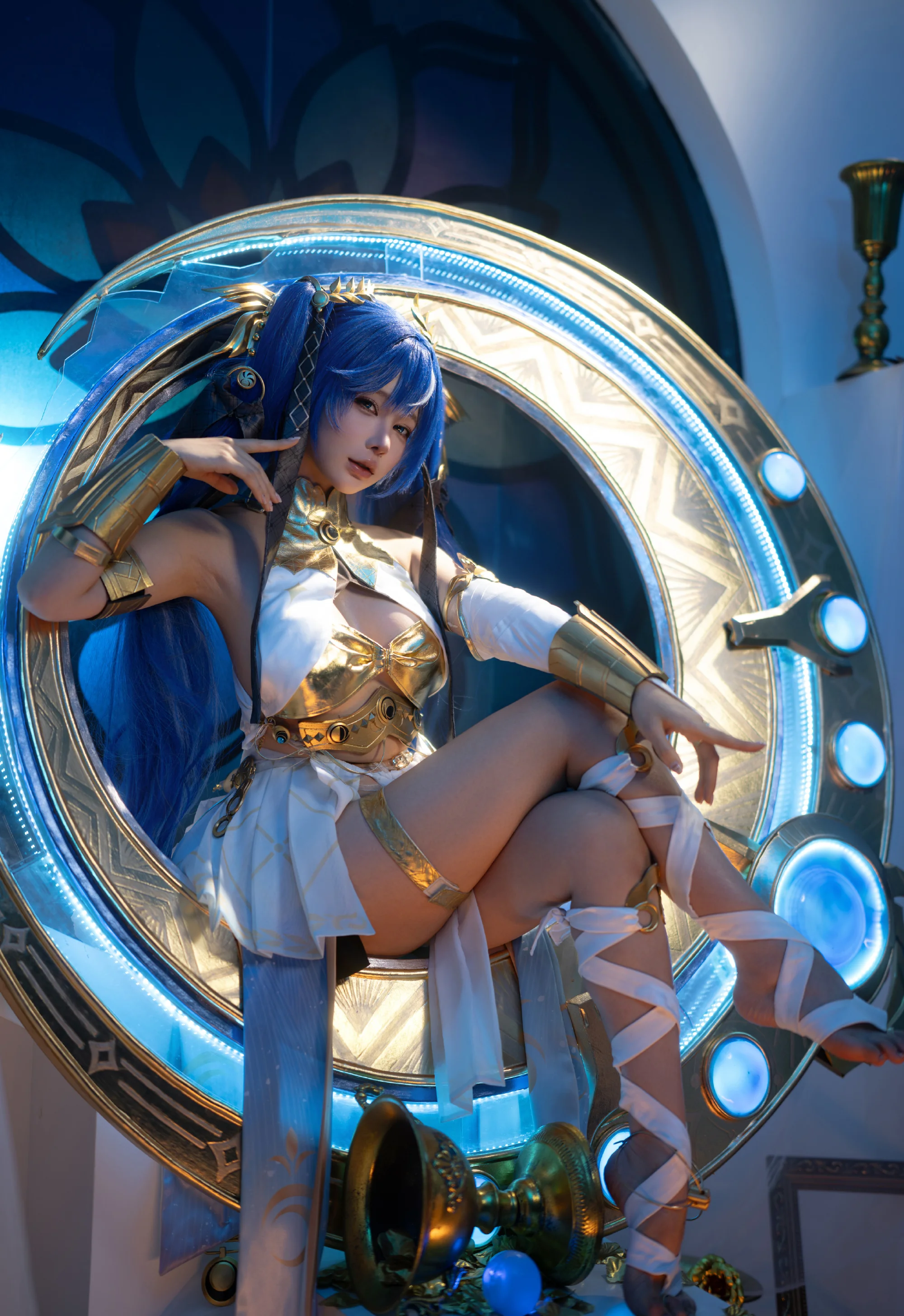 《鸣潮》尤诺COS写真