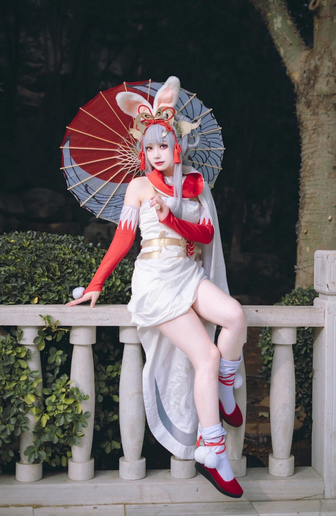 《王者荣耀》公孙离祈雪灵祝COS写真