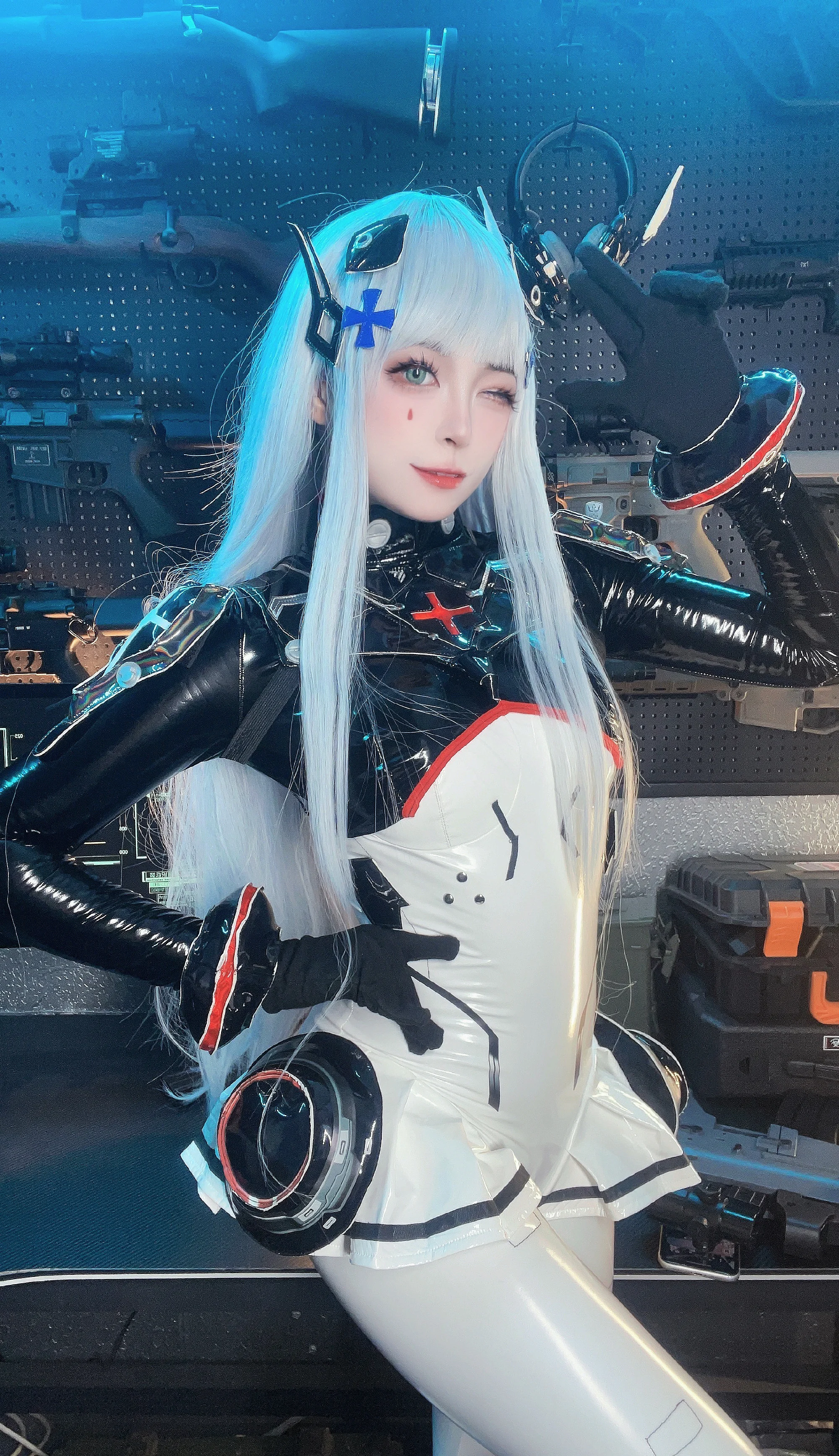 《少女前线2》HK416 - 子夜福音COS写真
