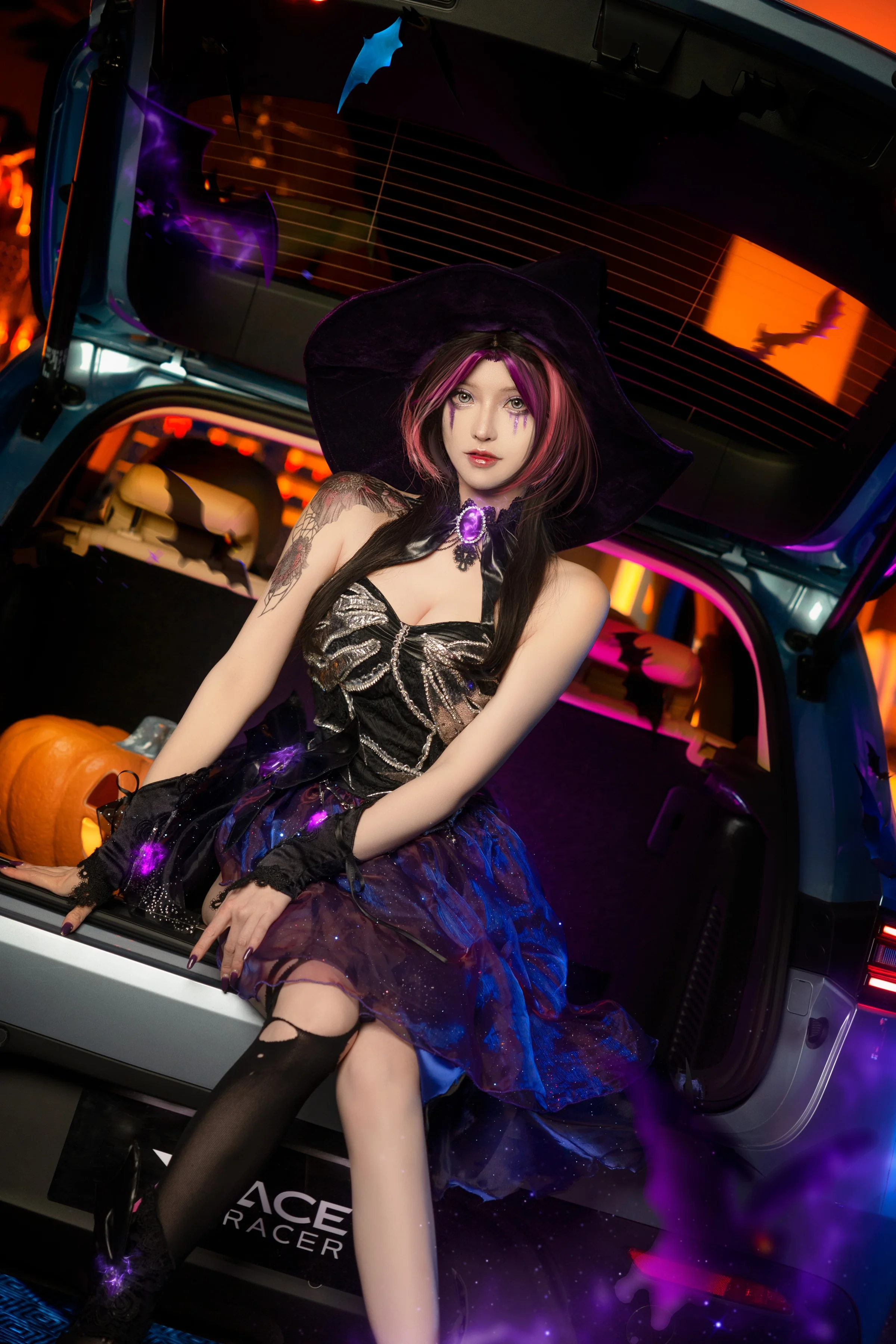 《王牌竞速》蝠翼万圣 魔女COS写真