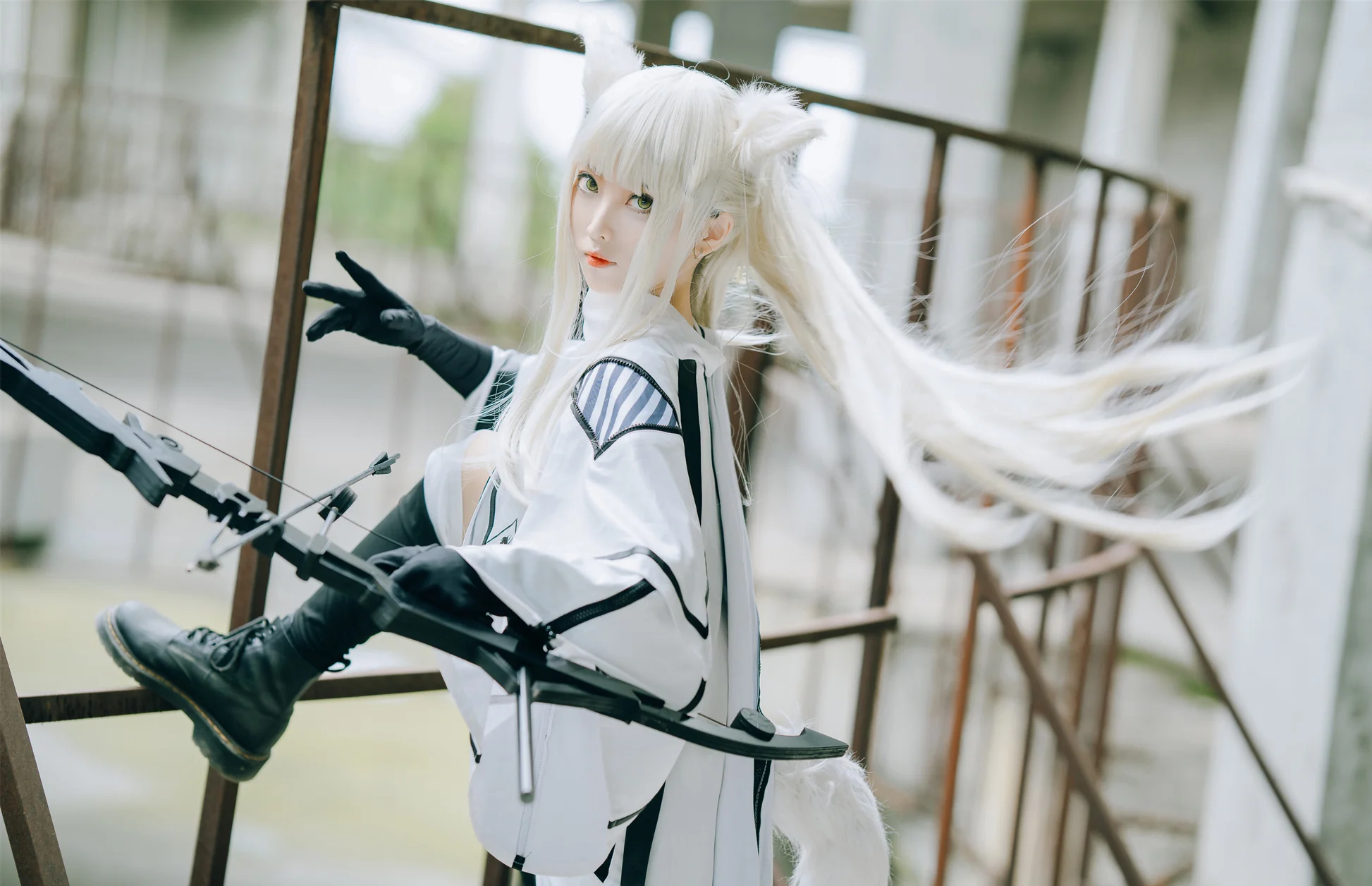 《明日方舟》白金COS写真