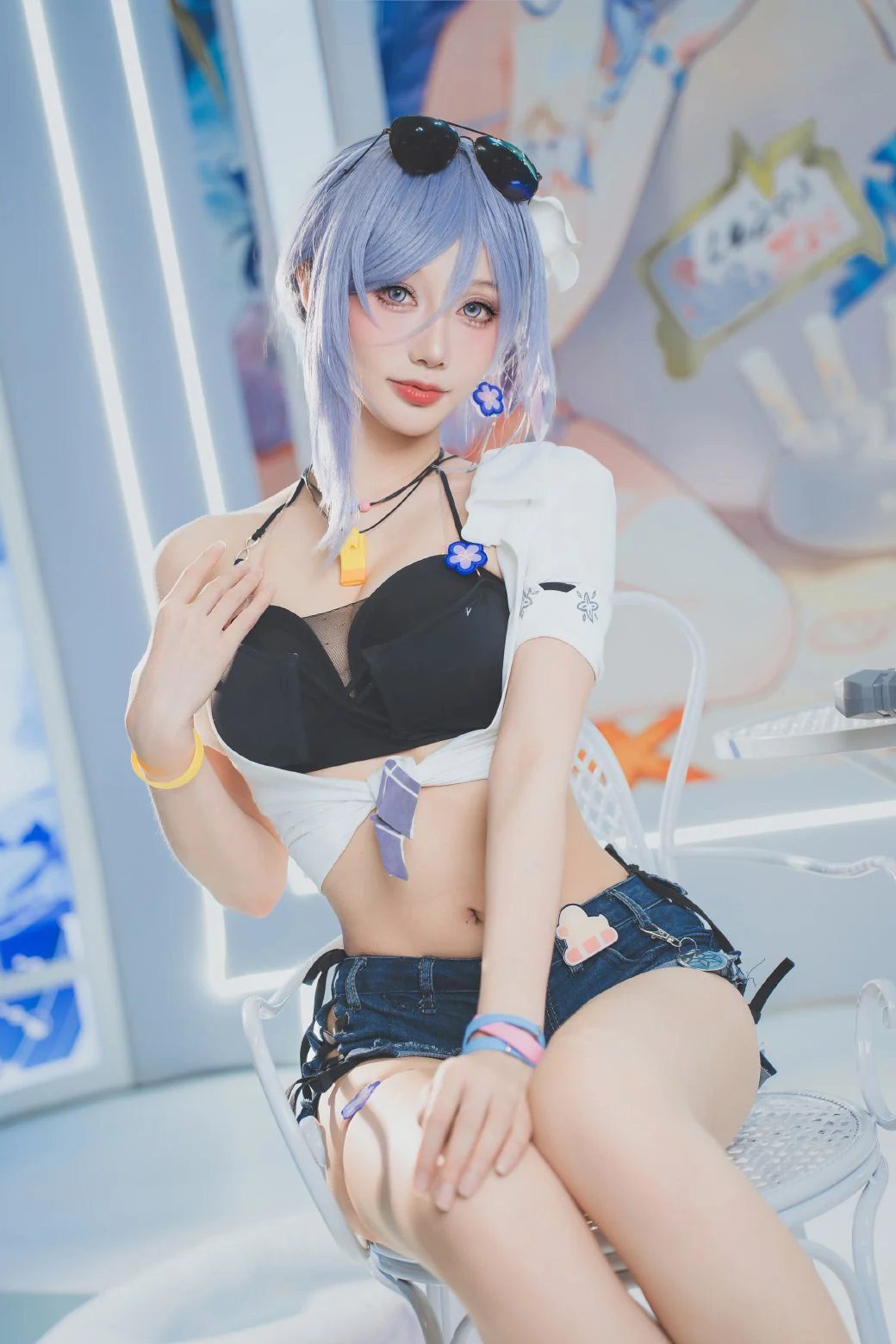 《深空之眼》月神泳装COS写真