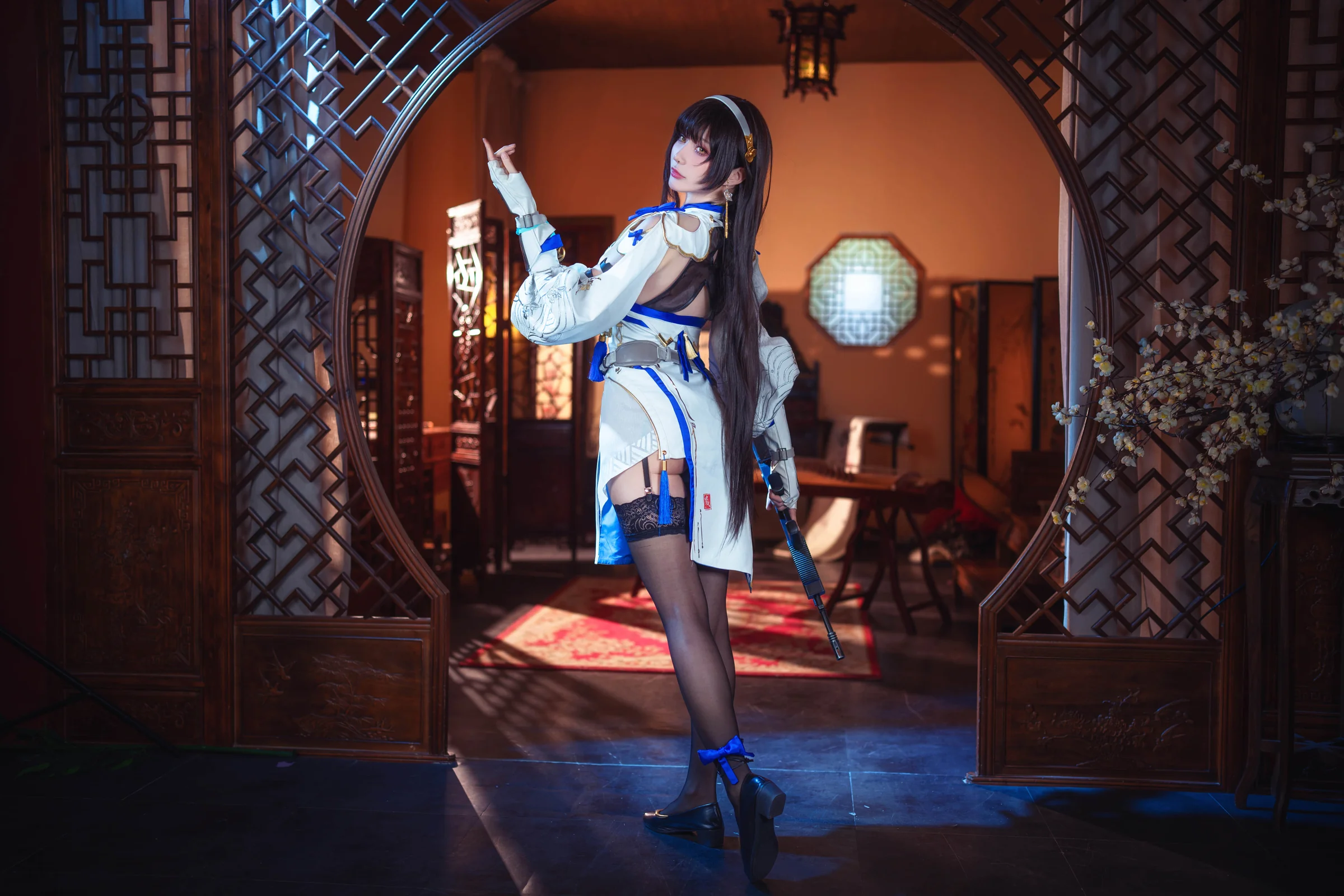 《少女前线2：追放》异乡乐徽COS写真
