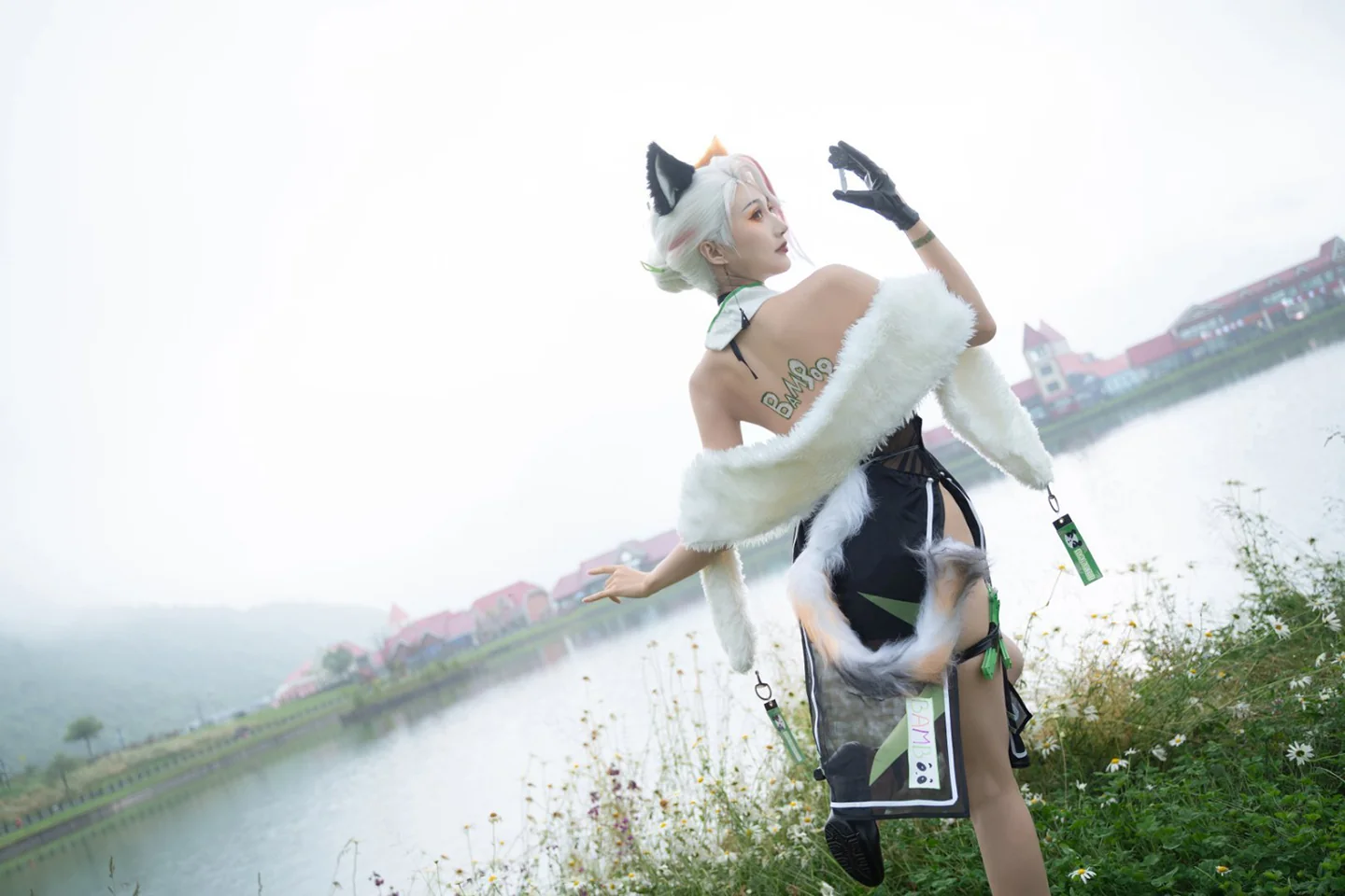 《猫之城》南弥生COS写真