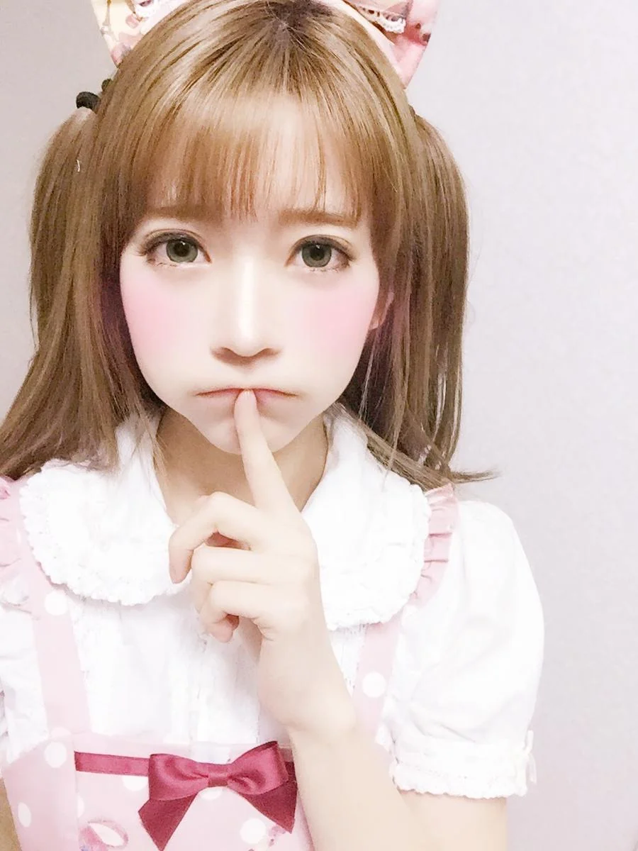 不靠爆乳！“韩国第一美少女”COS写真舰娘