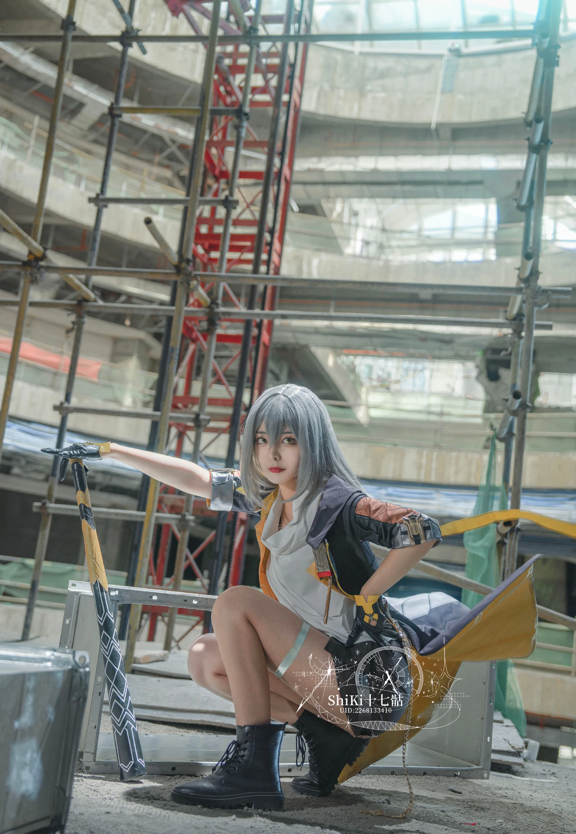 《崩坏：星穹铁道》开拓者·星COS写真