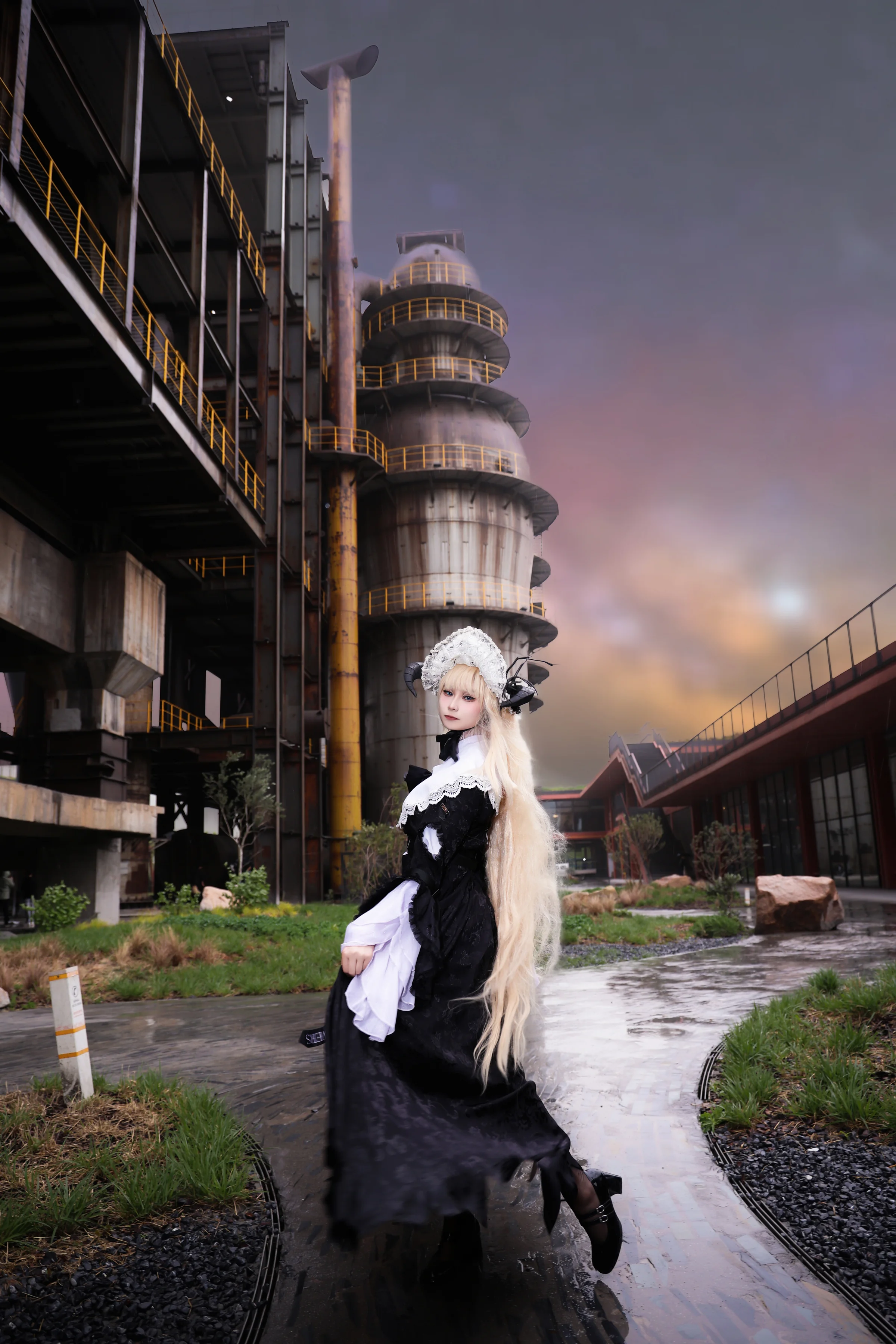 《明日方舟》夜莺COS写真