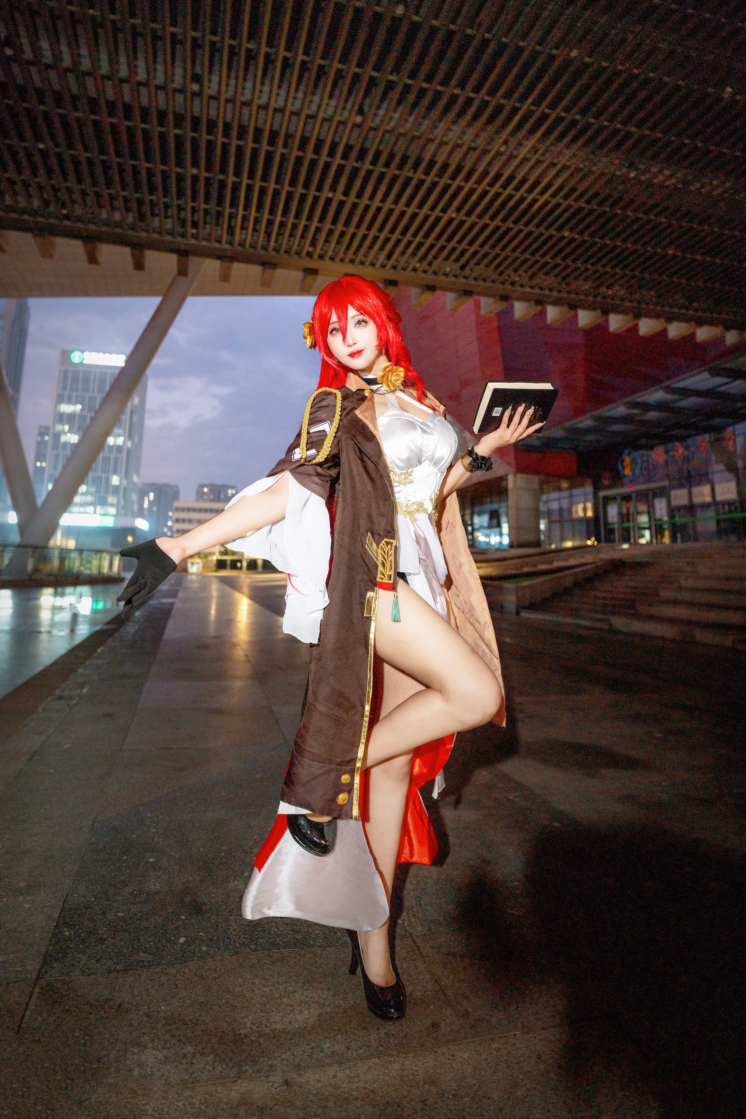 那个红发女人 崩坏星穹铁道 姬子 COS写真