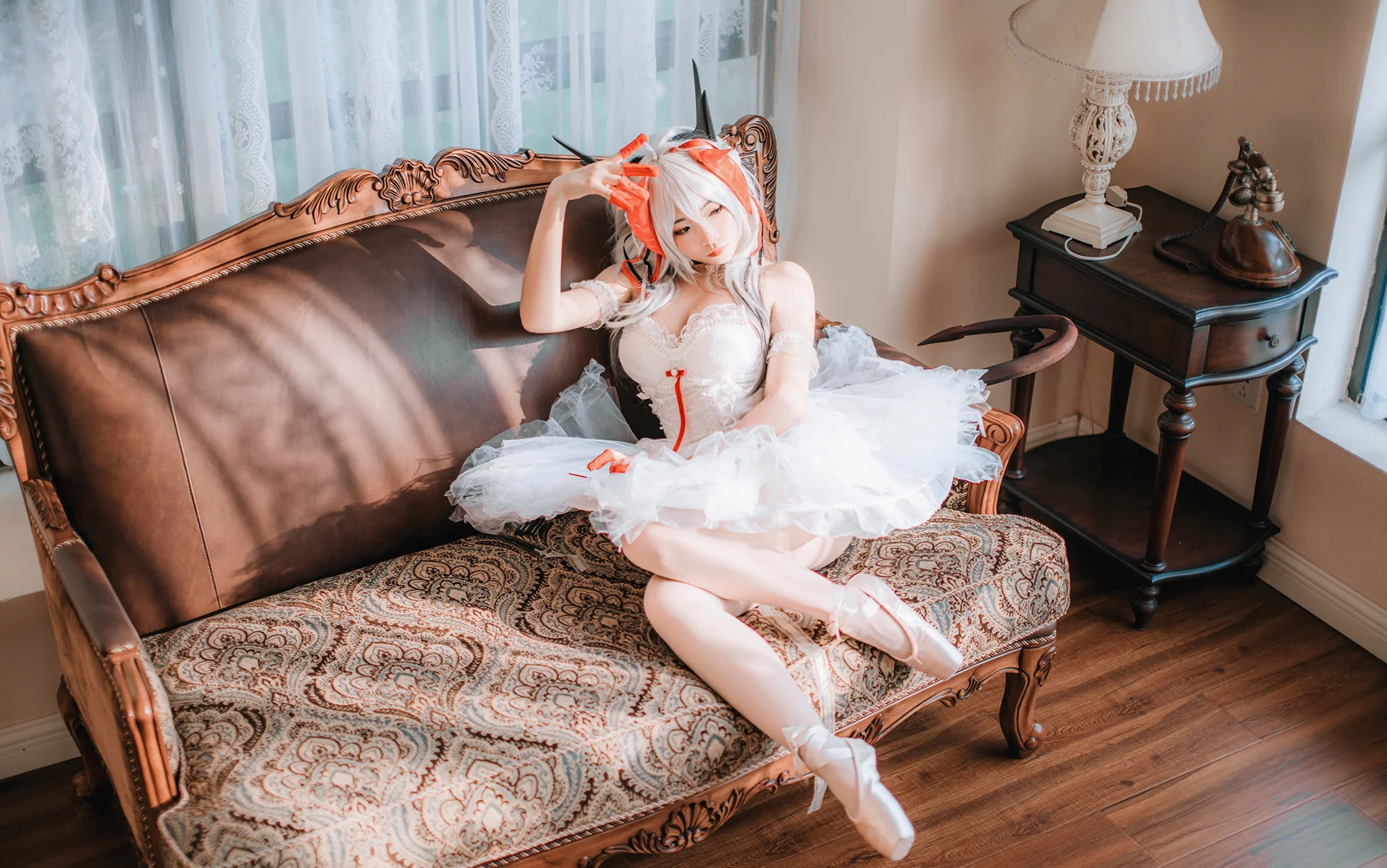 《明日方舟》 伊内丝芭蕾COS写真