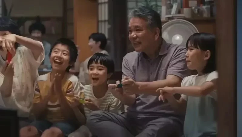 日本網友吐槽《任天堂的廣告有夠假》誰會全家大小一起玩朋友收集？｜高清图片集